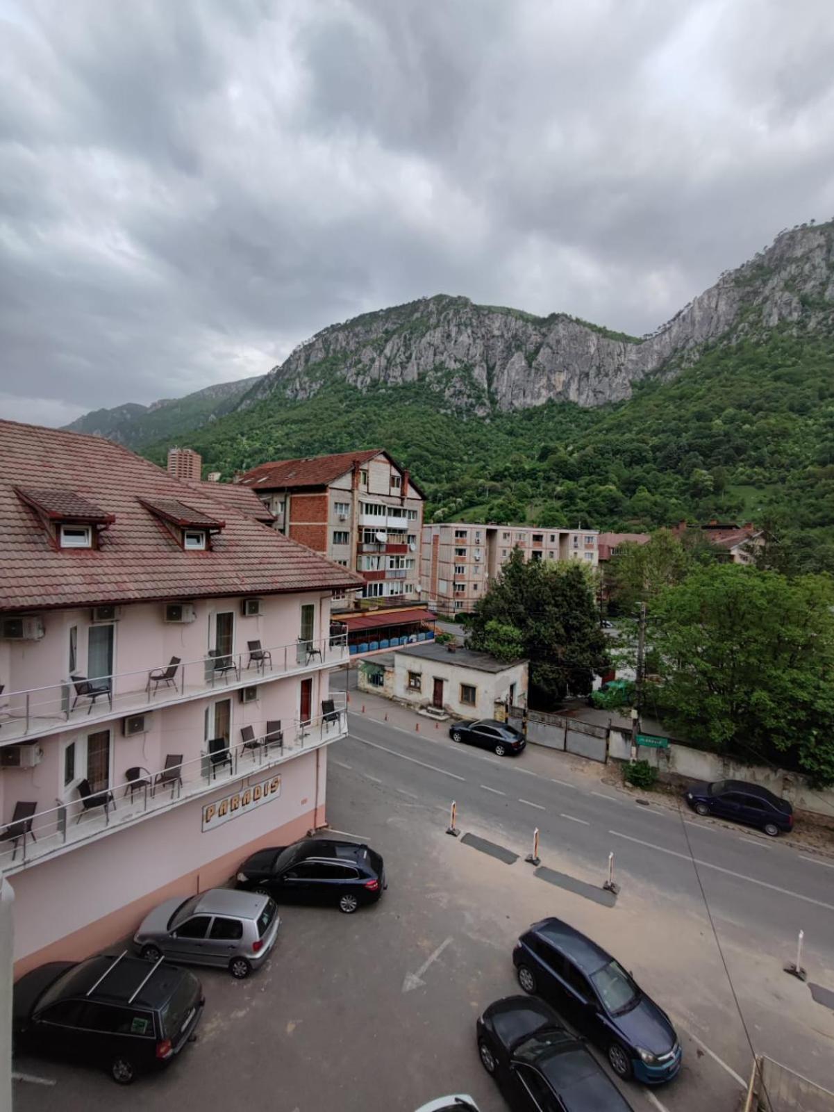 Pensiunea Paradis Băile Herculane المظهر الخارجي الصورة